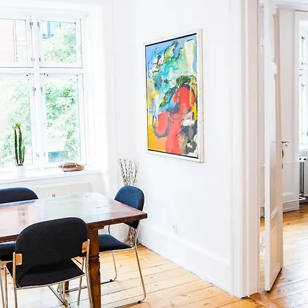 Appartement Explore Cph From A Stylish
